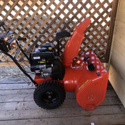 Ariens Deluxe 28” SHO Snow Blower