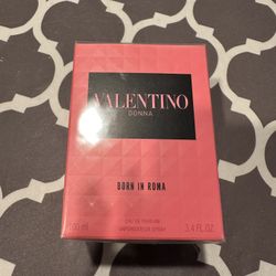 Valentino Perfume 