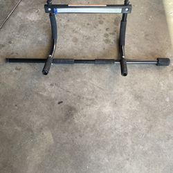 Doorway Pull Up Bar