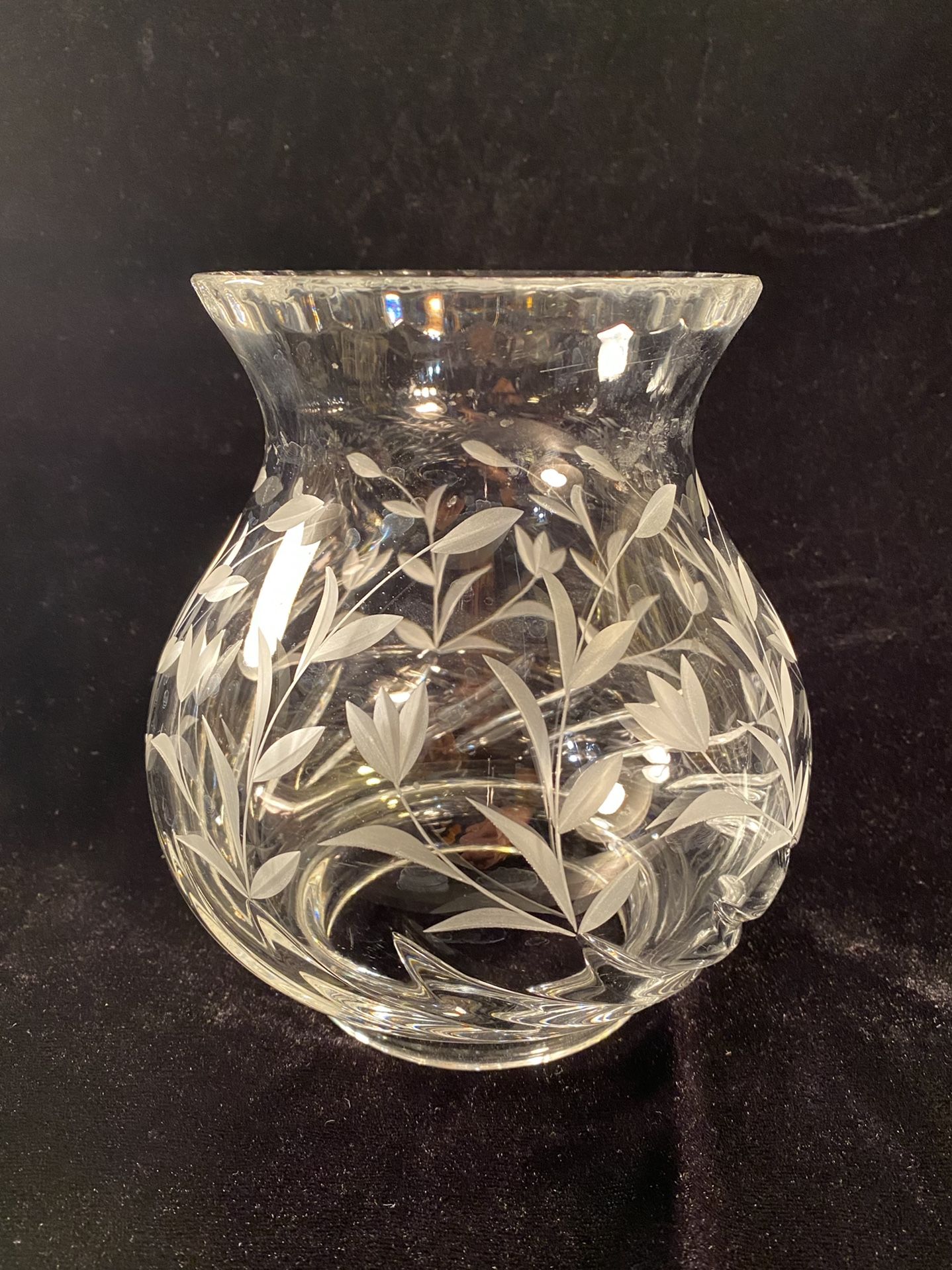 Vintage Crystal-Cut Floral Heavy Candleholder Shade (Height: 7”)