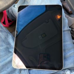 Ibrand New I Pad Box And All 