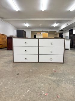 Modern 6 Drawer Dresser