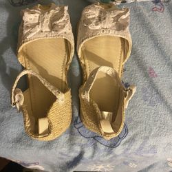 Girls Shoes Size 10 Delivery Make An Offer 