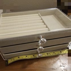Jewelry Organizer