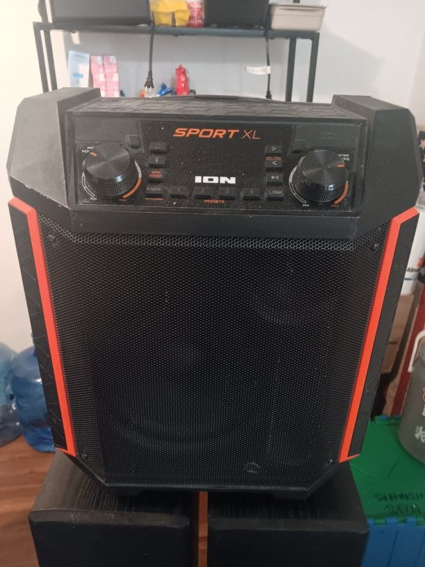 ION SPORT XL BLUETOOTH SPEAKER 