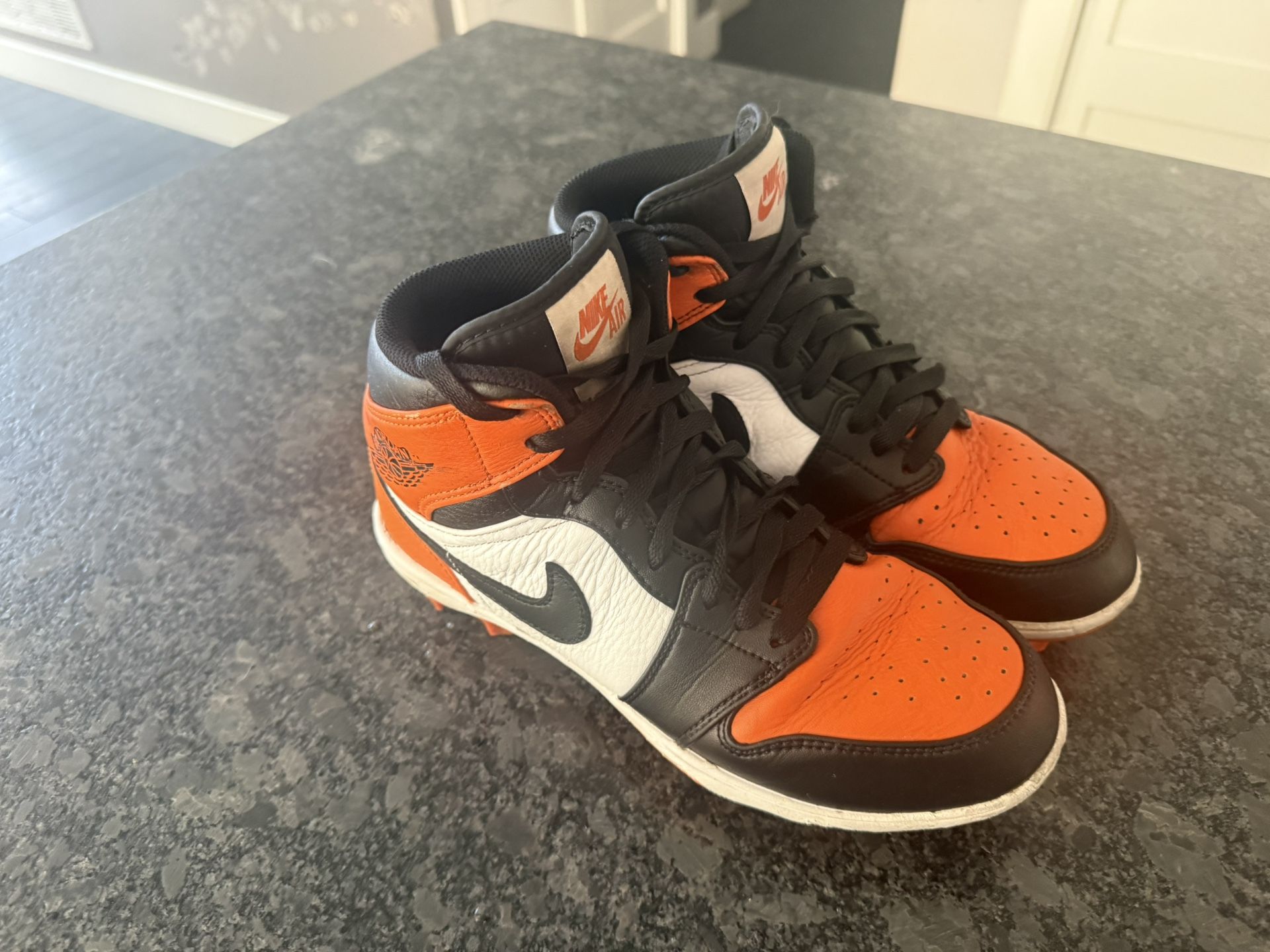 Air Jordan Orange Black White Football Cleats Size 7.5