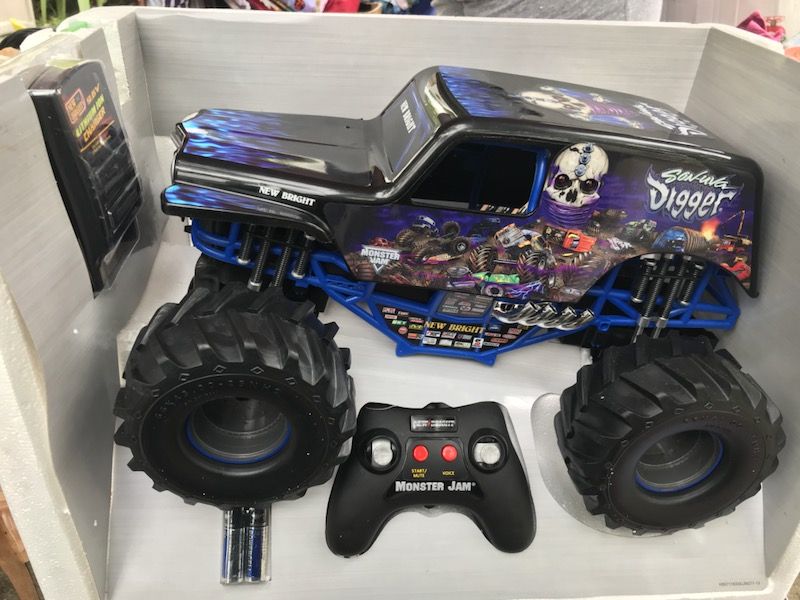 Nice son of the grave digger remote control car