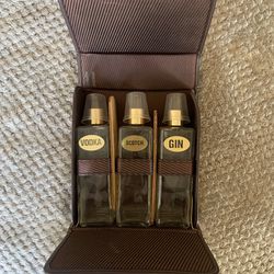 Vintage Liquor Bottle Travel Set 