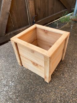 Cedar Planter Box 14” X 15”
