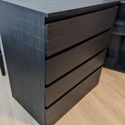 Small 4-drawer dresser 