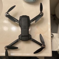 FUN DRONE FOR ADULTS OR KIDS TO USE. EASY AND SIMPLE CONTROLS 25$. COMES WITH APP AND CAMERA