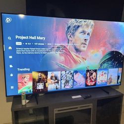 85 Tv Slight Scratch Bottom Left Screen Not Noticeable When On 85 Samsung Smart 4K Hdtv