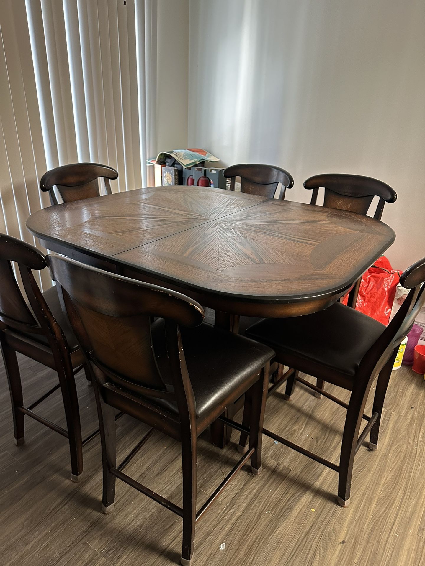 Dinning Table