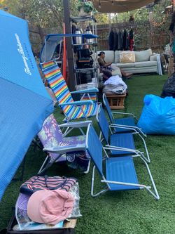 Yard sale 10-7pm