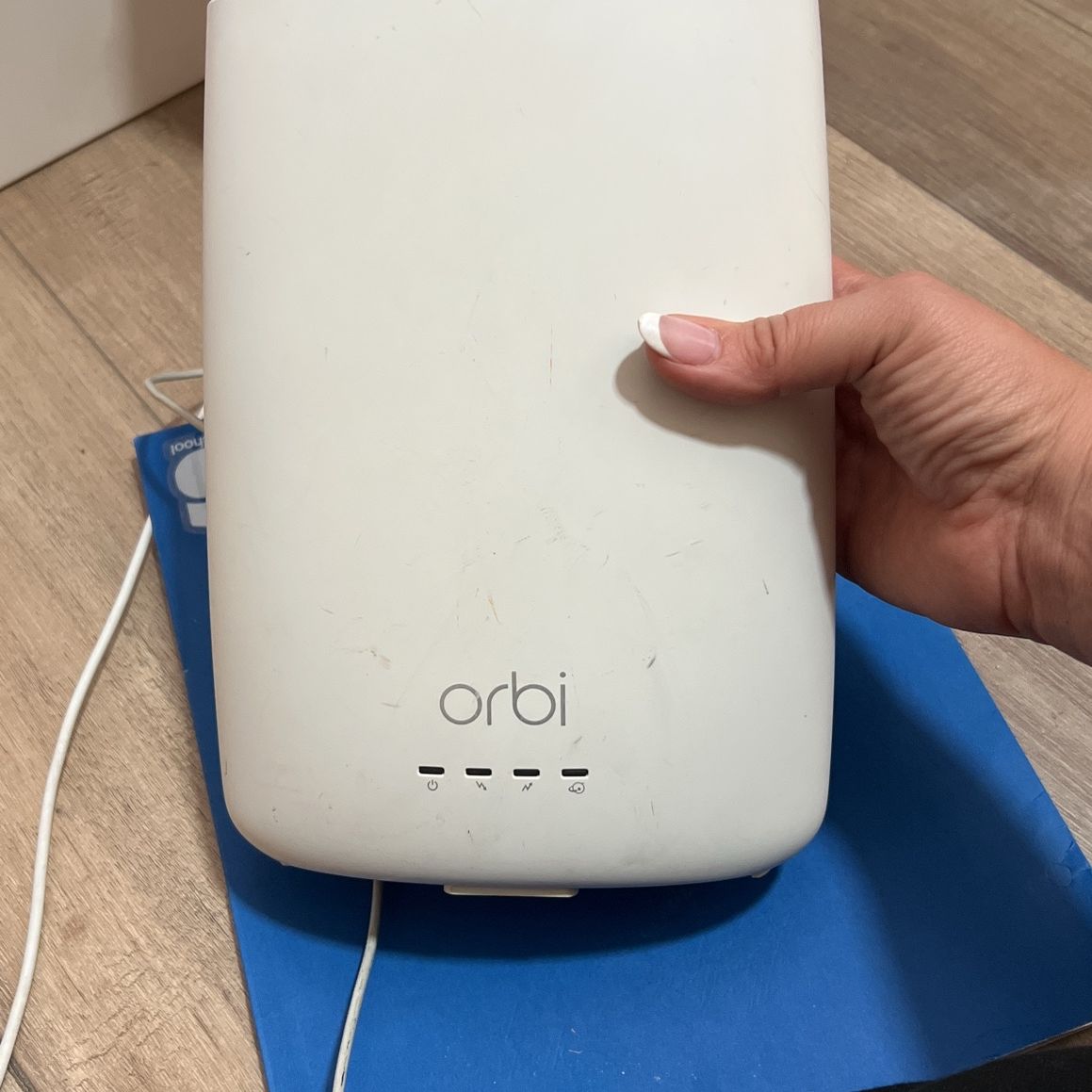 Orbi 65 Router Orbi Router/Modem for Sale in Los Angeles, CA - OfferUp