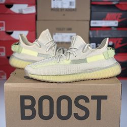 Size 8M - Adidas Yeezy Boost 350 V2 'Flax'
