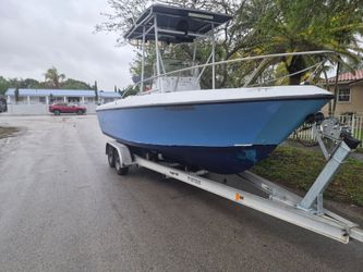 Proline 2001 200 hp 2 storke
