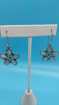 Mother of pearl .925 earrings