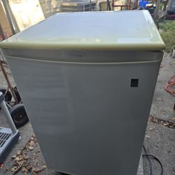 Freezer Working Good 