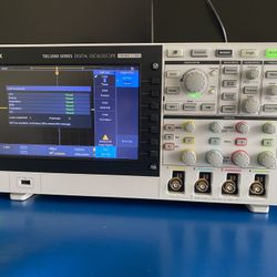 Tektronix TBS2104 Oscilloscope - 4 Channels, 100 MHz, Excellent Condition