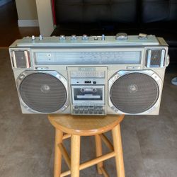 Crown Stereo Cassette Radio Recorder Model CSC-950 F Tested / Working