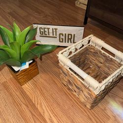 Home decor bundle ( wicker basket , fake plant & desktop sign )
