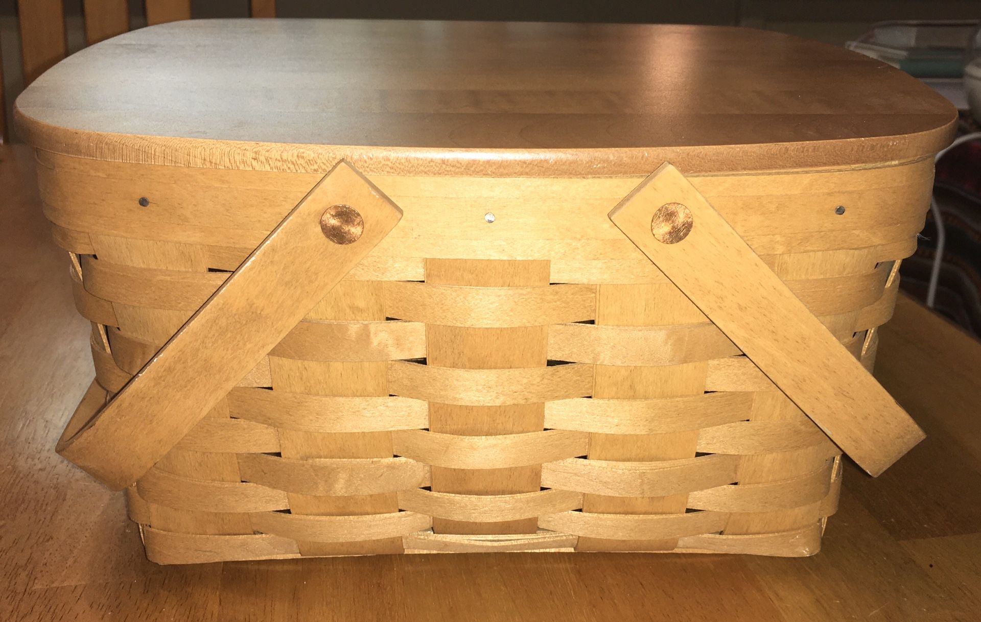 Longaberger Pie/picnic basket