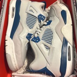 Jordan 4 Retro