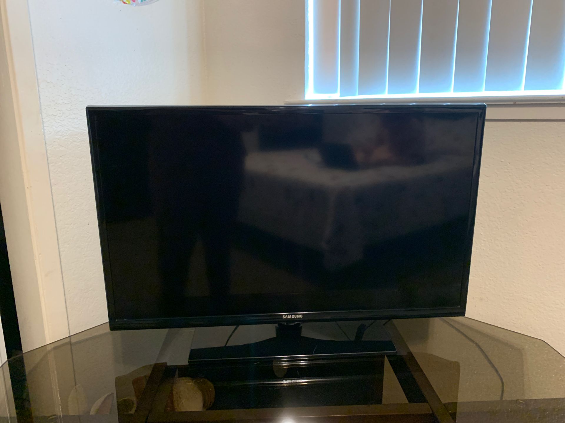 32 inch Samsung TV