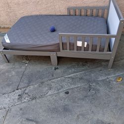 Toddler  Bed
