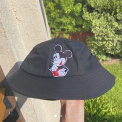 Brand new Disney Mickey Mouse embroidered bucket hat