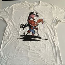 NWT Adult Large Marvel White Tshirt Spider-Man 