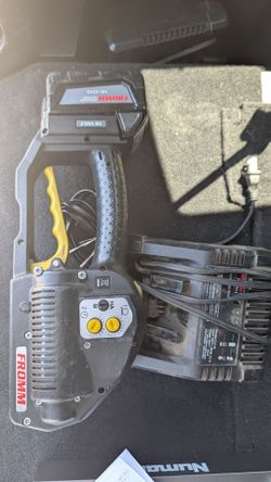 Strapping Tool / Strapping Gun Automatic Formm N5-4349 with battery and charger!