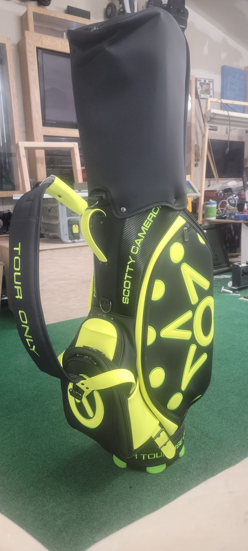 Scotty Cameron Staff Bag