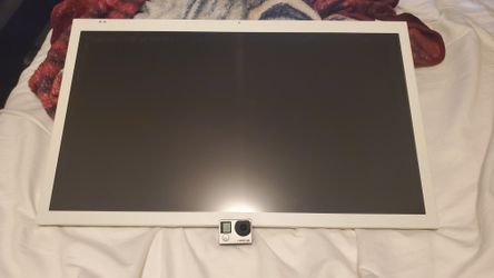 Clinton Electronics 32 Inch Monitor