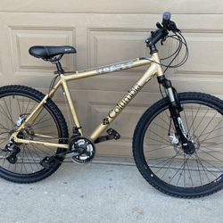 Columbia TrailHead Mountain Bike