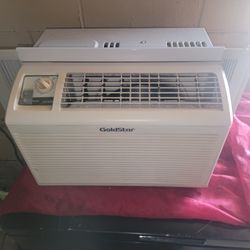 5000 And 5050 Btu Air Conditioner 50$ Ea 3 Available 