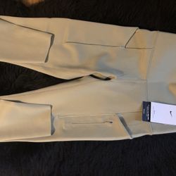 Women's Nike Sportswear Classics High-Waisted Yoga Pants With zippered Pocket 