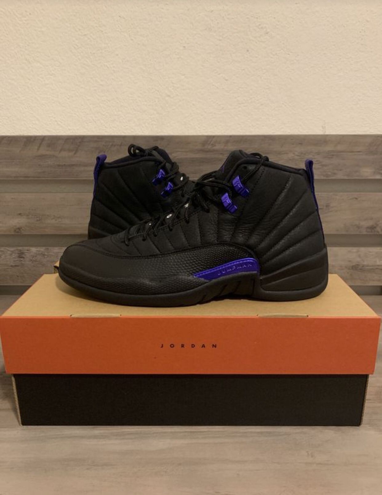 Jordan 12’s Dark Concord