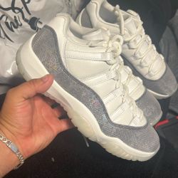 Jordan 11s 