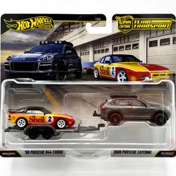 Hot Wheels Premium 1:64 Scale Team Transport 2008 PORSCHE CAYENNE & ‘89 PORSCHE 944 TURBO