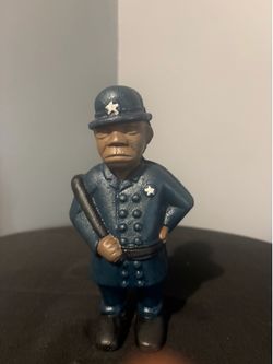 Cast Iron Policeman Police Officer Still Coin Bank Figurine Bank