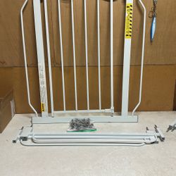 Baby Gate/ Dog Gate 