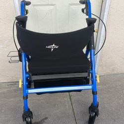 MEDLINE ROLLATOR WALKER 