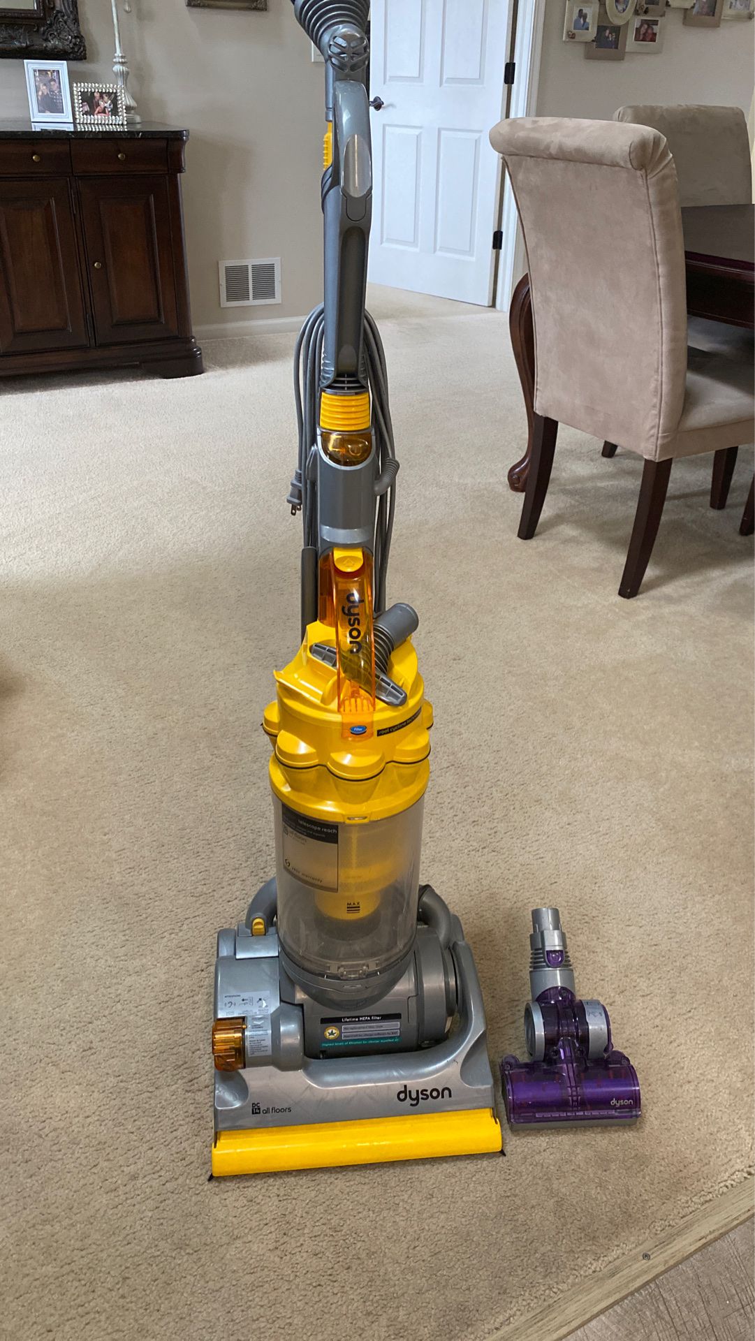 DYSON DC14 vacuum WORKS GREAT!!!!