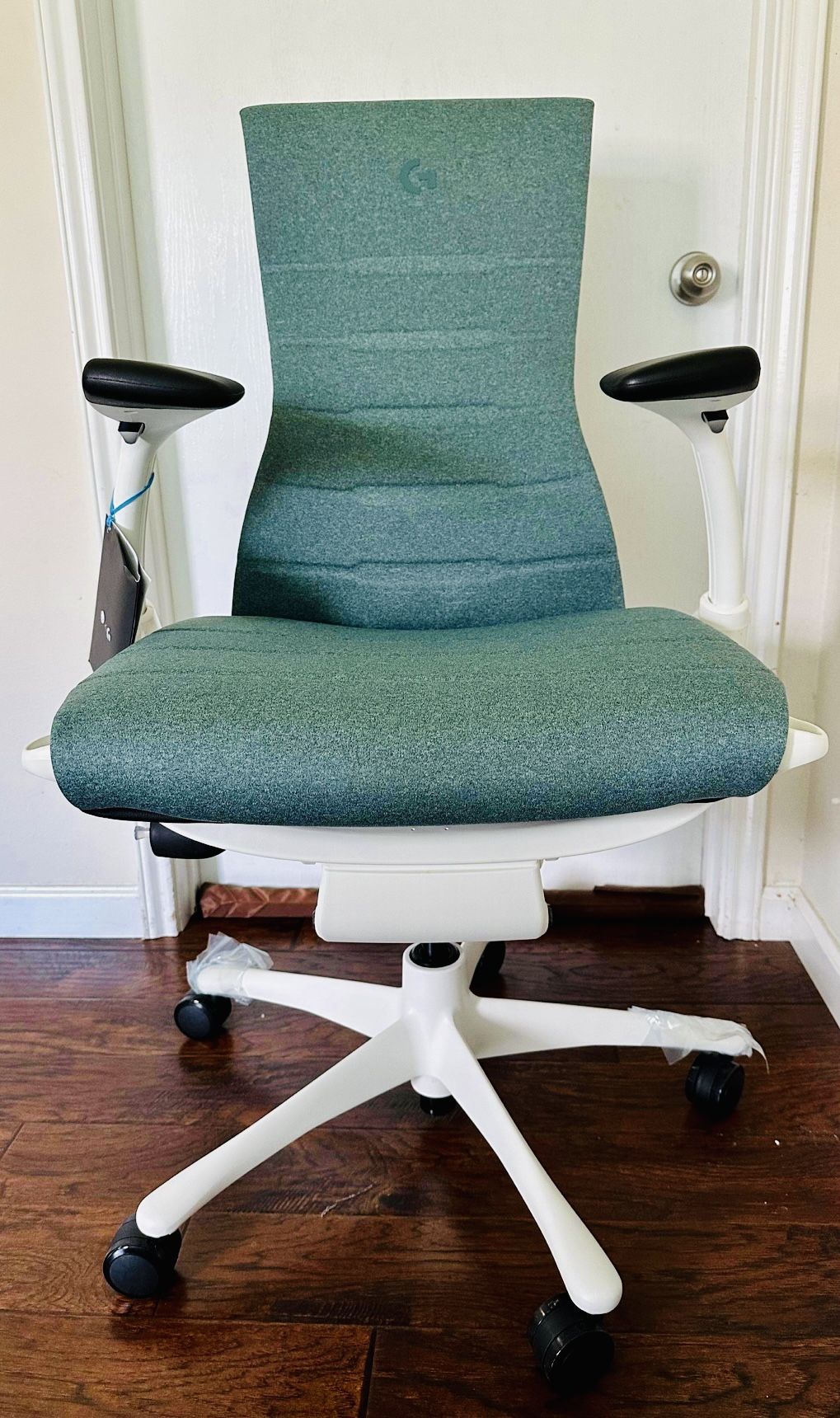 Brand new Herman Miller Gaming chair. We have Logitech X Embody, Remastered Aeron, Sayl and Vantum.,All Products : American Fashion Style Bags On Sale