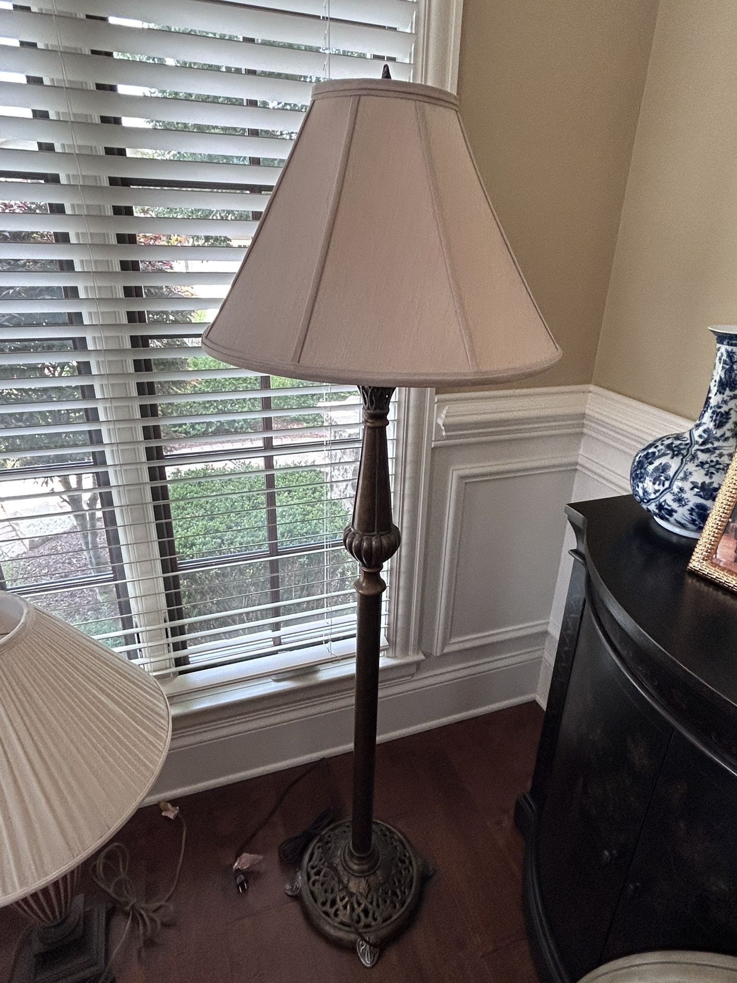 Ethan Allen Floor Lamp