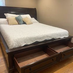 $600 OBO King Size Bed Frame With Mattress 