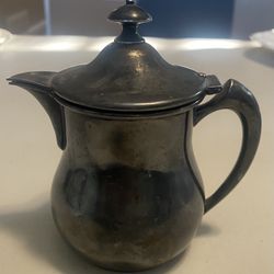 VINTAGE APOLLO SHEFFIELD NICKEL SILVER CREAMER 