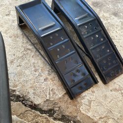 Car Ramps 7000 Lbs  $30 Pickup In Glendale Hts